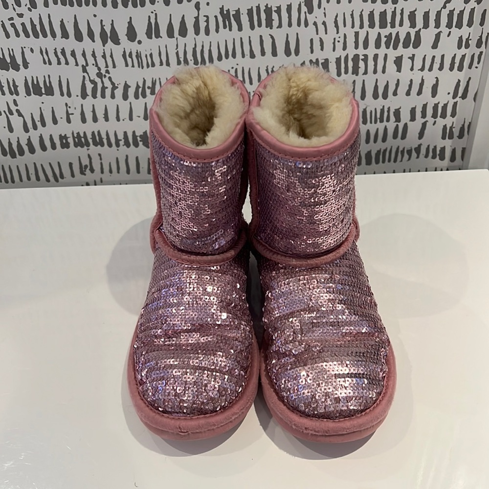 UGG sequins boots